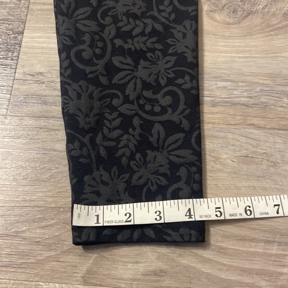 Ann Taylor Loft Legging - Picture 7 of 9